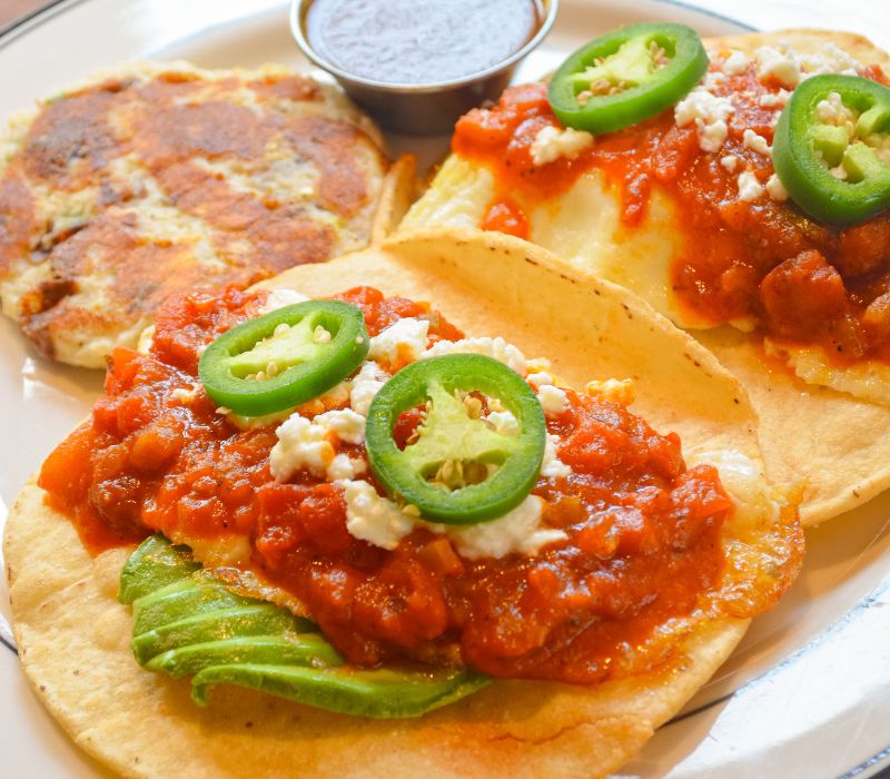 Mimi's Huevos Rancheros*